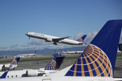volare_con_united_airlines
